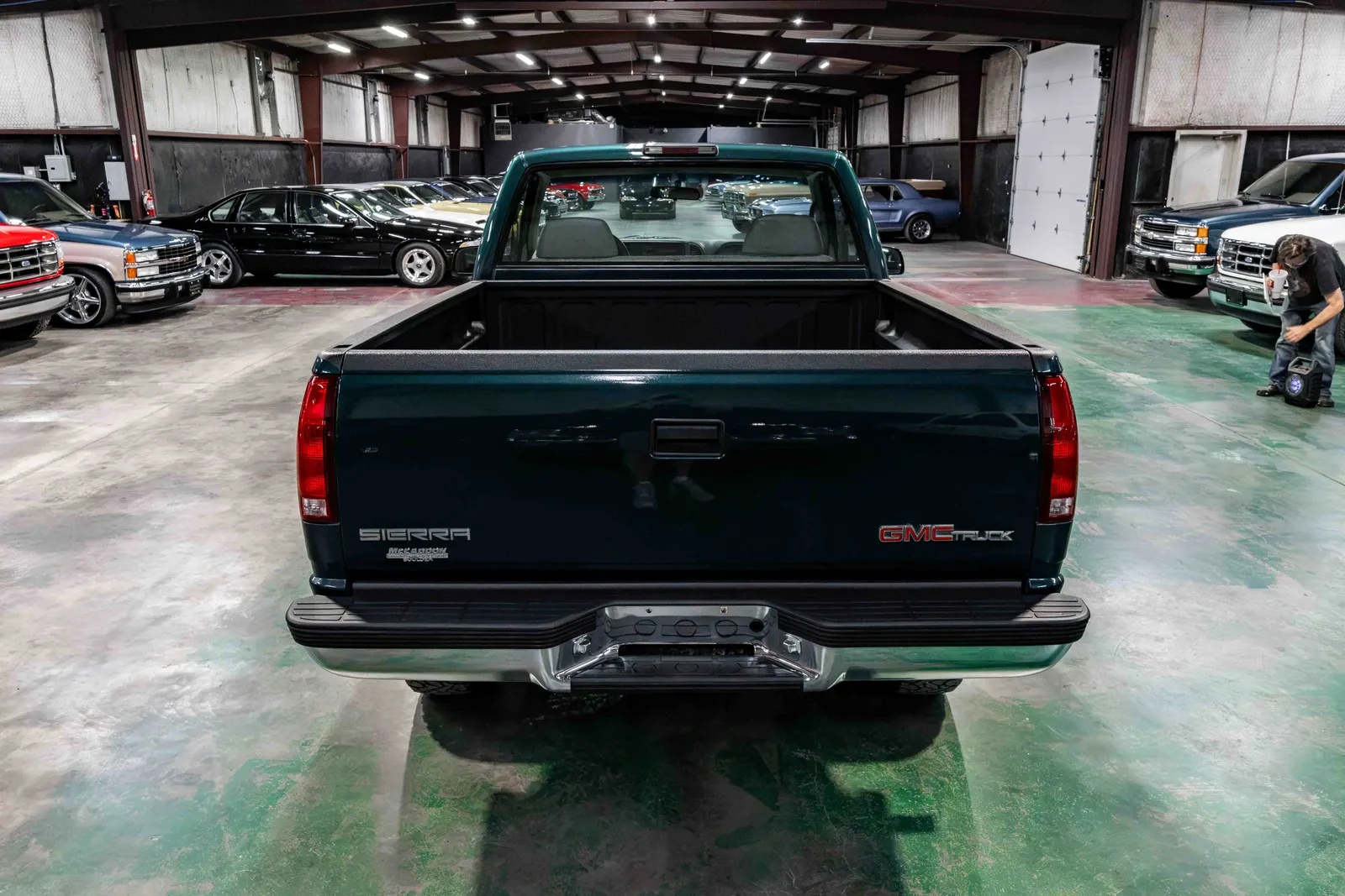 1997-GMC-Sierra-Emerald Green Metallic-1GTEK14M4VZ504525-36.jpg